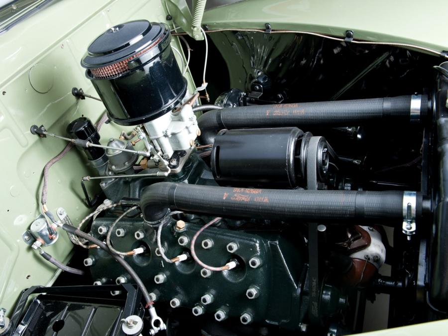 Моторный отсек Ford V8 Super Deluxe Station Wagon (11A-79B) 1941 года  (фото 24 из 29)